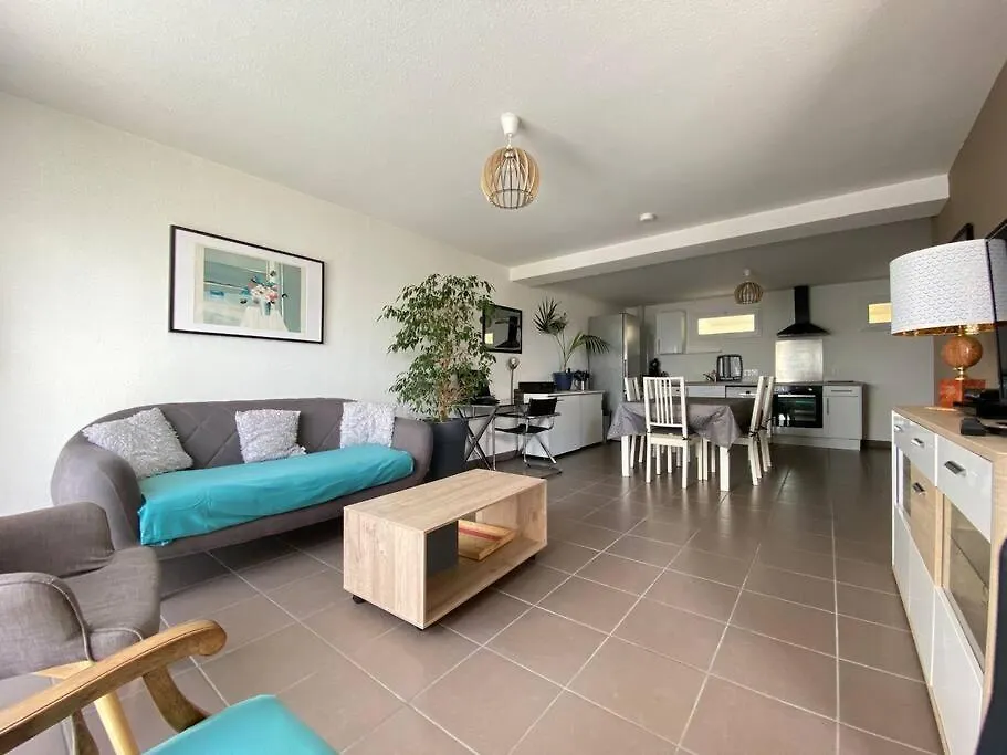 Апартаменты Jolie Maison Sur Les Hauts De Clermont-Ferrand - Beaupeyras